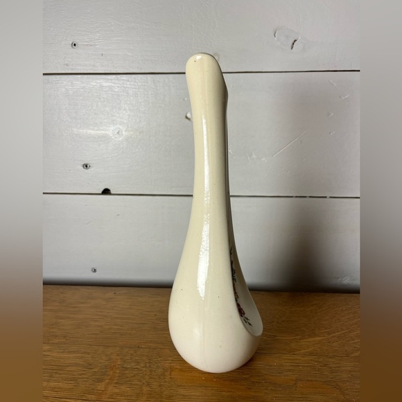 Vintage Ceramic Vase - Floral Motif - Picture 7 of 10